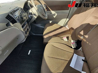 NISSAN ROOX 2012