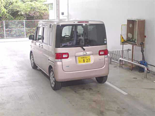 DAIHATSU TANTO 2013