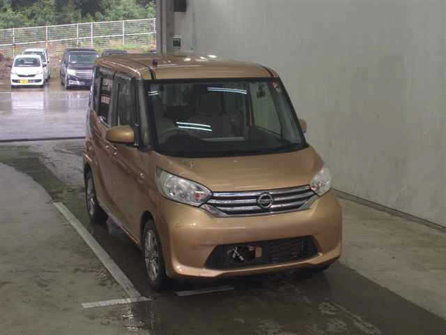 NISSAN DAYZ ROOX 2014