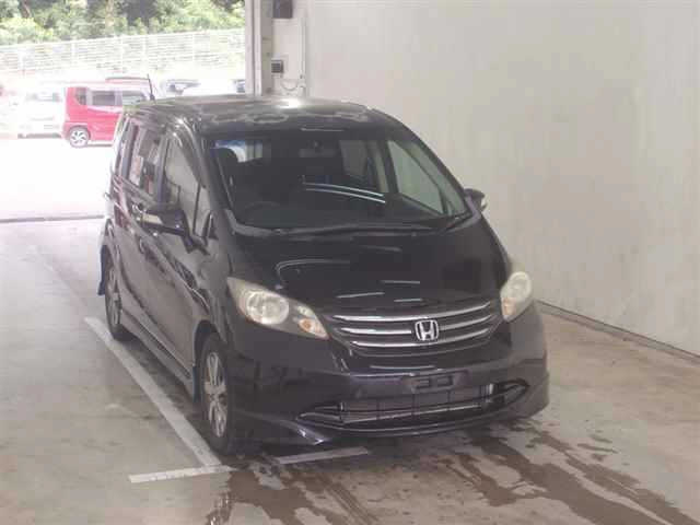 HONDA FREED 2010