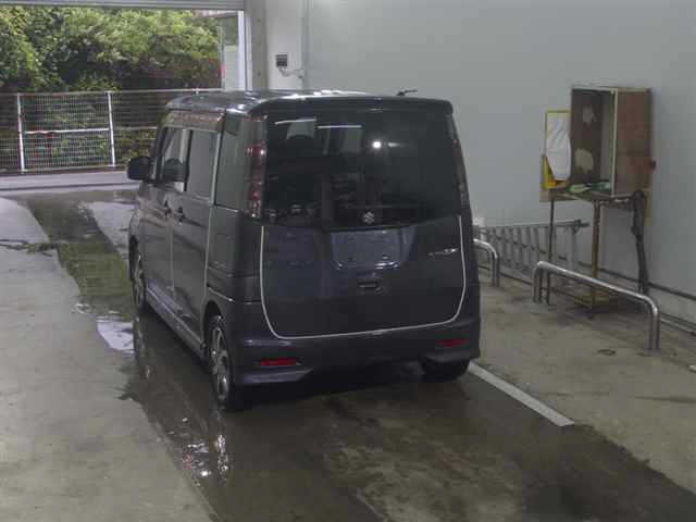 SUZUKI PALETTE 2010