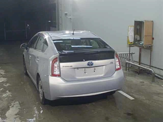 TOYOTA PRIUS 2012