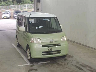 DAIHATSU TANTO 2012