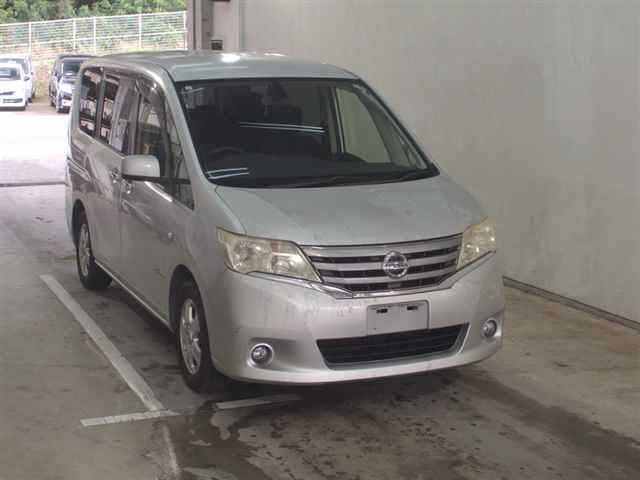 NISSAN SERENA 2012