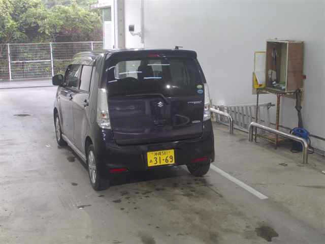 SUZUKI WAGON R 2013