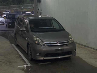 TOYOTA ISIS 2009
