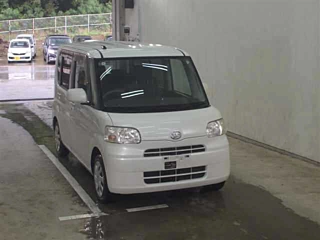 DAIHATSU TANTO 2013