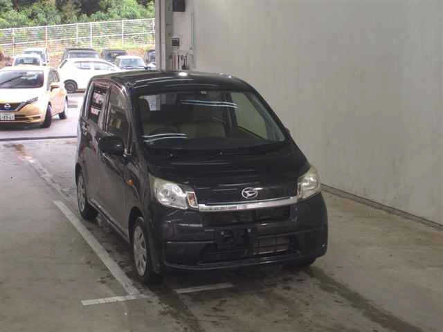 DAIHATSU MOVE 2014