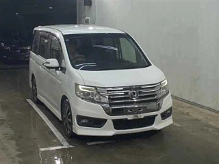 HONDA STEP WAGON 2013