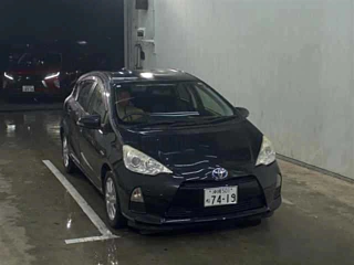 TOYOTA AQUA 2014