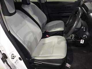 TOYOTA AQUA 2015