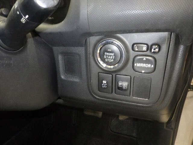 TOYOTA WISH 2015