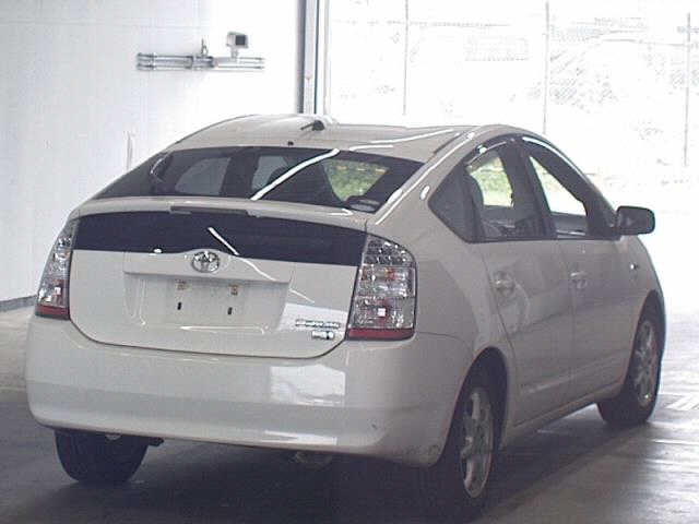 TOYOTA PRIUS 2012