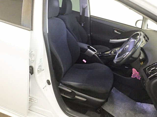 TOYOTA PRIUS 2013