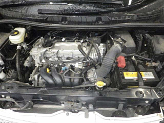 TOYOTA VOXY 2011