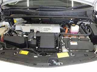 TOYOTA PRIUS 2013