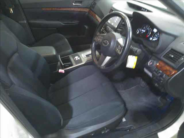 SUBARU LEGACY 2010