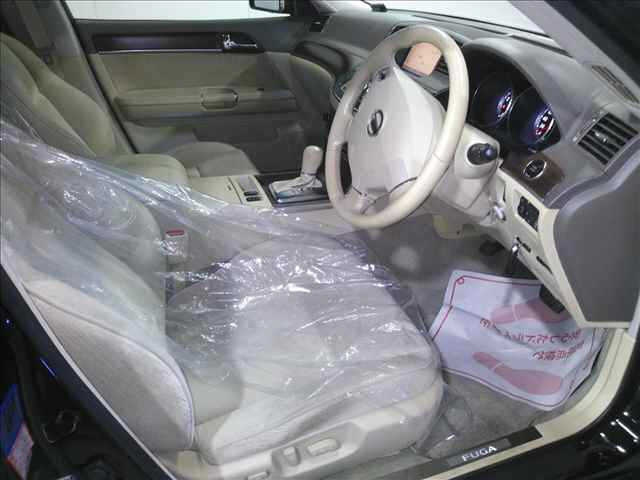 NISSAN FUGA 2008