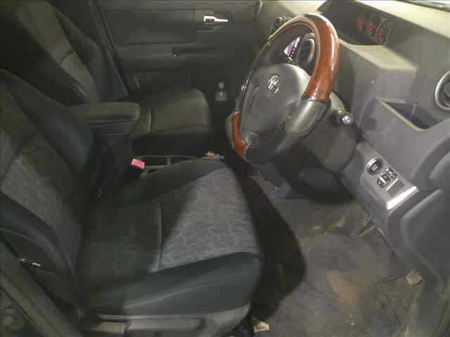 TOYOTA COROLLA RUMION 2010