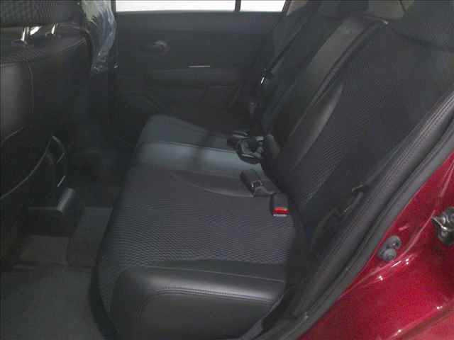 NISSAN TIIDA 2012