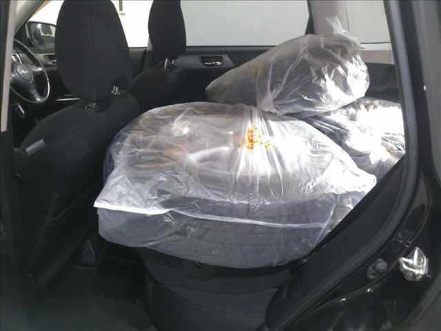 SUBARU FORESTER 2011