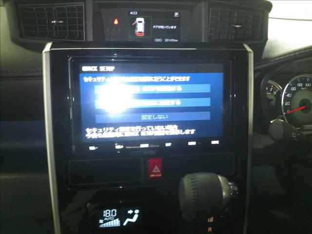 TOYOTA ROOMY 2019