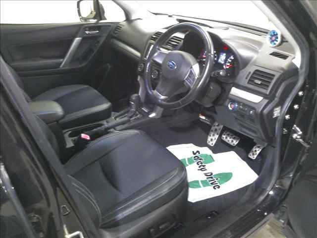 SUBARU FORESTER 2012
