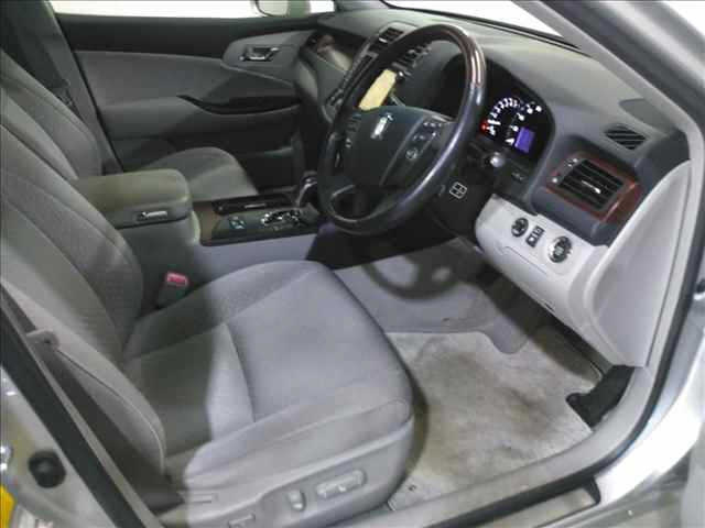 TOYOTA CROWN 2008
