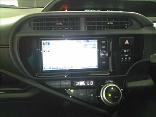 TOYOTA AQUA 2016