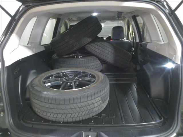 SUBARU FORESTER 2012