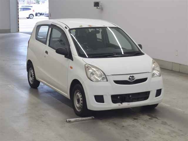 DAIHATSU MIRA 2011