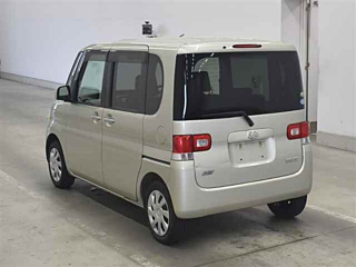 DAIHATSU TANTO 2012