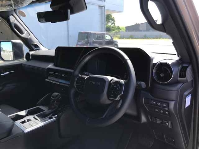 TOYOTA LAND CRUISER 2025
