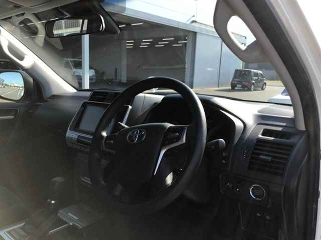 TOYOTA LAND CRUISER PRADO 2018