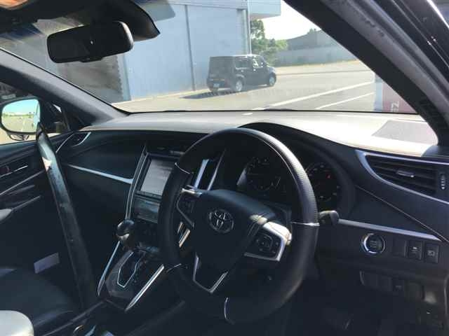 TOYOTA HARRIER 2015