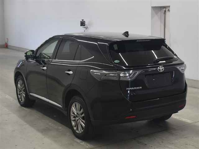 TOYOTA HARRIER 2015