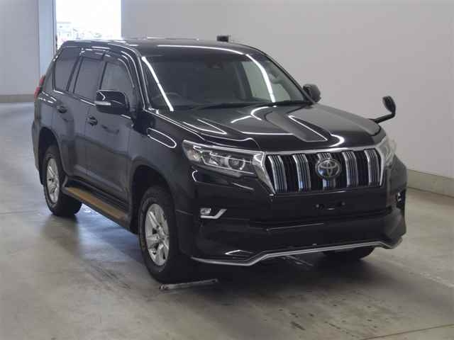 TOYOTA LAND CRUISER PRADO 2018