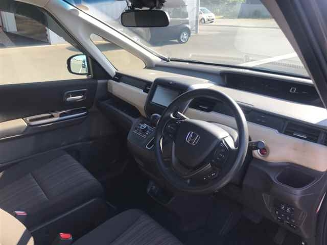 HONDA FREED 2018