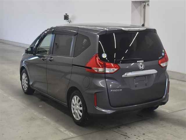 HONDA FREED 2018