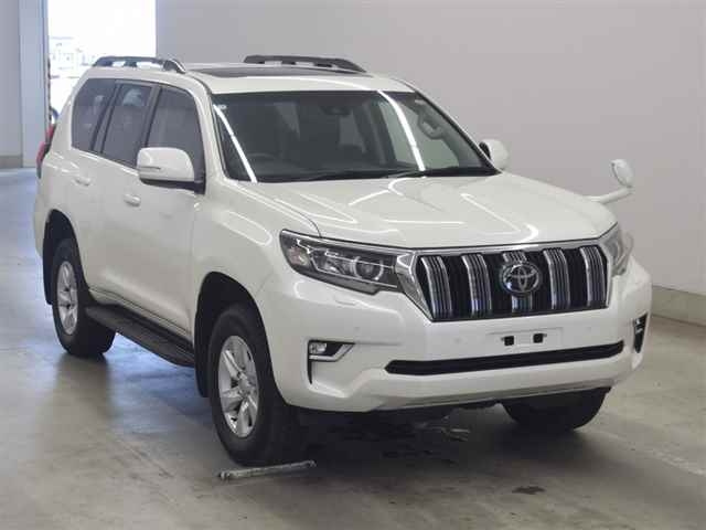 TOYOTA LAND CRUISER PRADO 2023