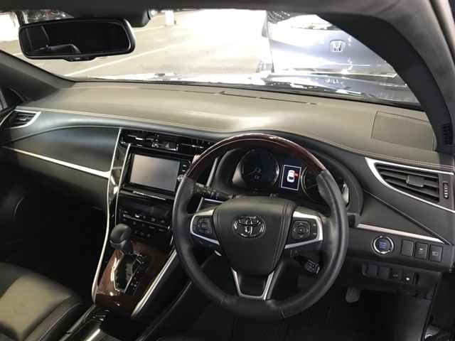 TOYOTA HARRIER 2016
