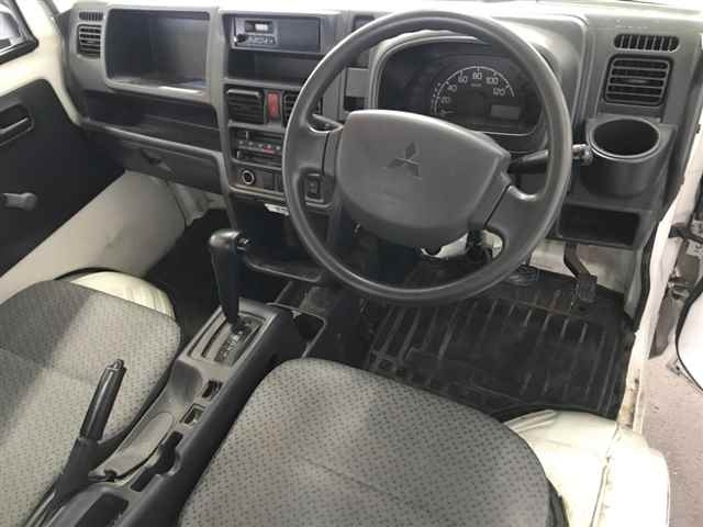 MITSUBISHI MINICAB TRUCK 2015