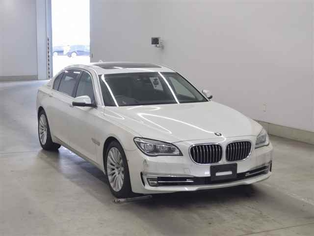 BMW 7 SERIES 2013
