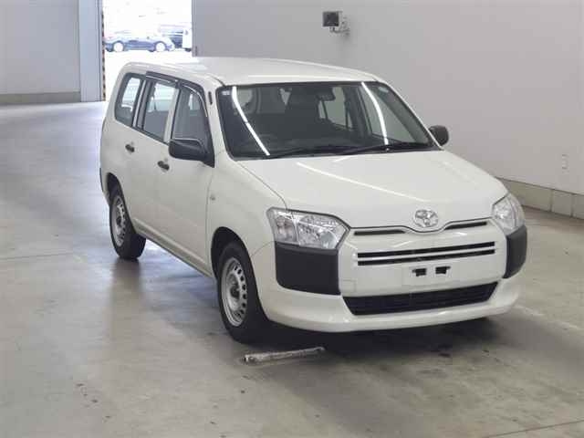 TOYOTA PROBOX 2018