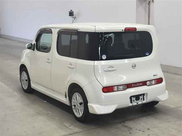 NISSAN CUBE 2012