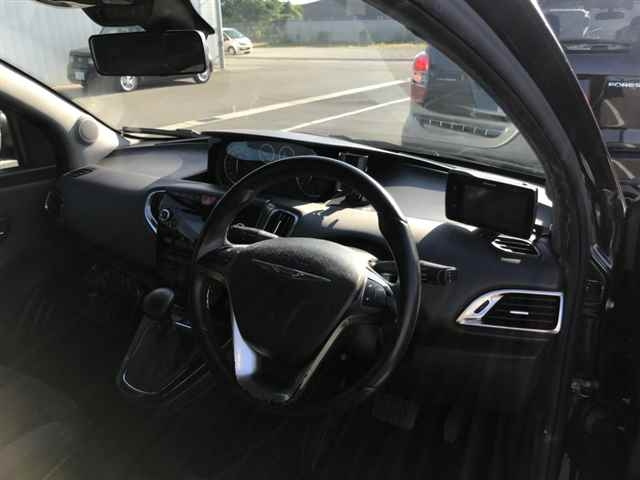 CHRYSLER YPSILON 2013