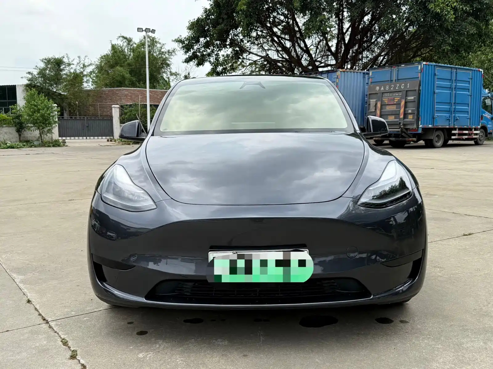 TESLA MODEL Y 2024
