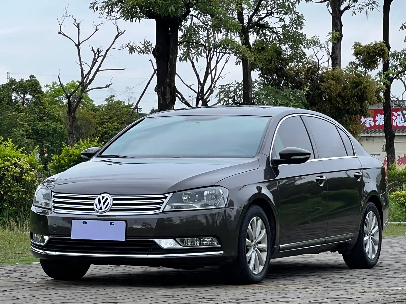 VOLKSWAGEN MAGOTAN 2016