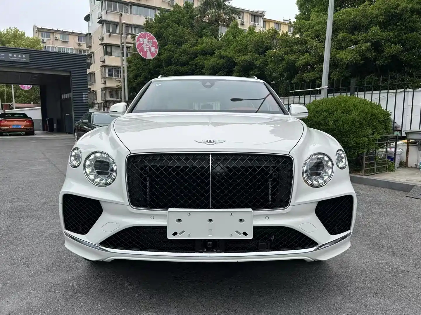 BENTLEY BENTAYGA 0