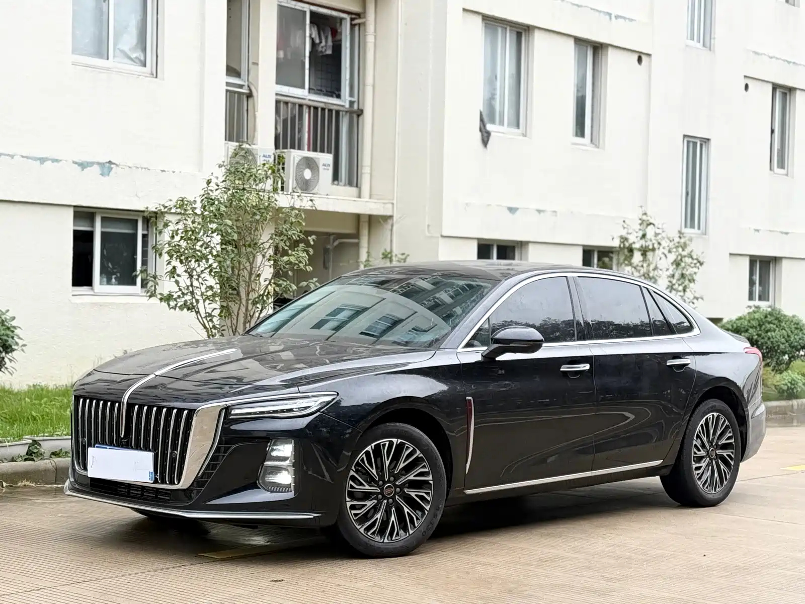 HONGQI H5 2025